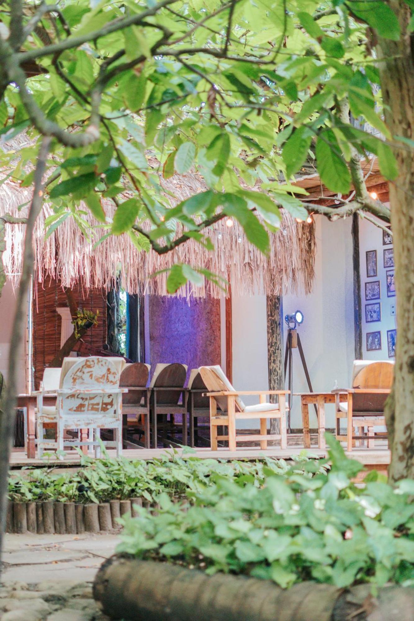Fruta Pao Inn